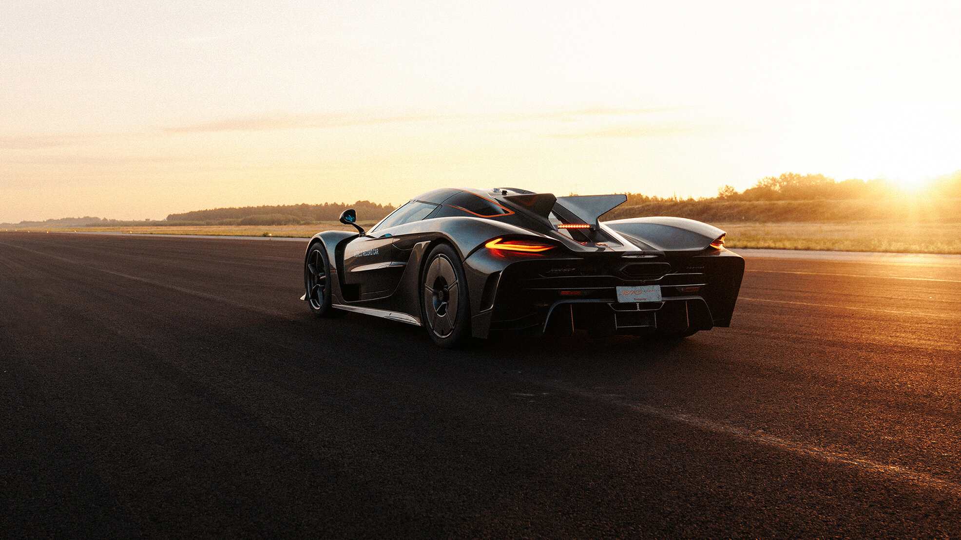 Koenigsegg пообещал новую платформу и два суперкара