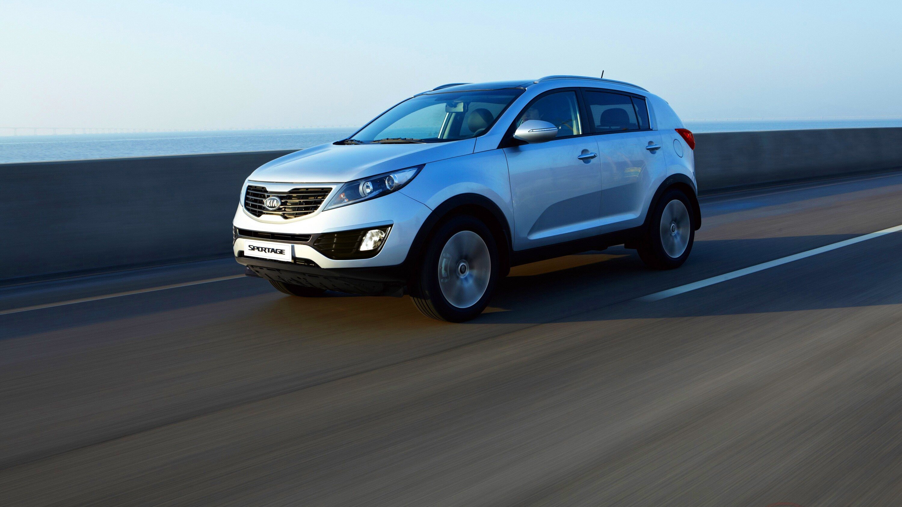 Выбираем Kia Sportage III поколения: модификации, слабые места и реальные цены на кроссоверы с пробегом
