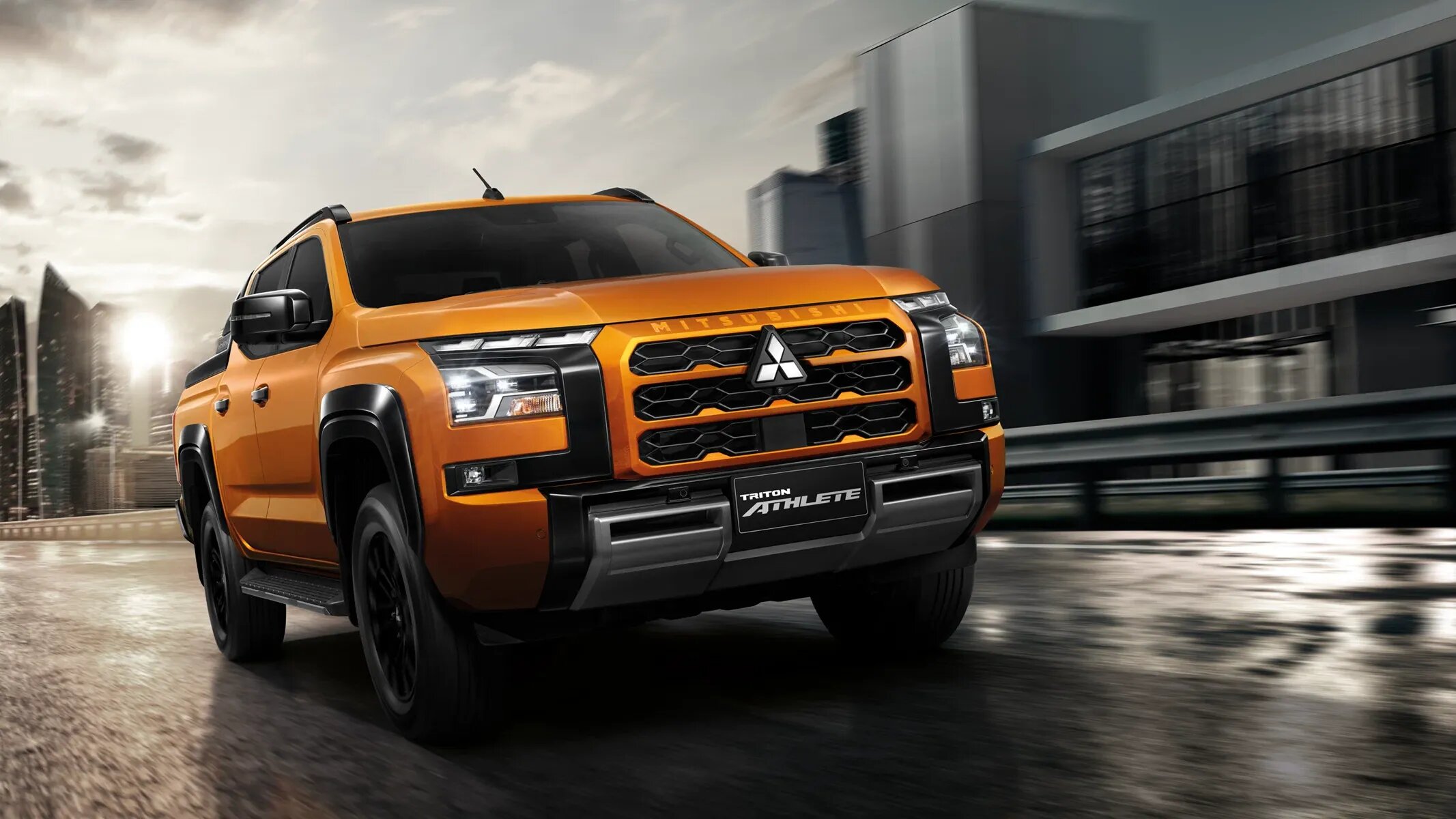 Honda готовит рамный пикап на базе Mitsubishi L200