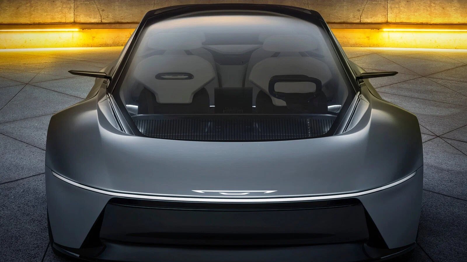 Chrysler меняет курс: к минивэнам присоединится седан в стиле революционного концепта Halcyon