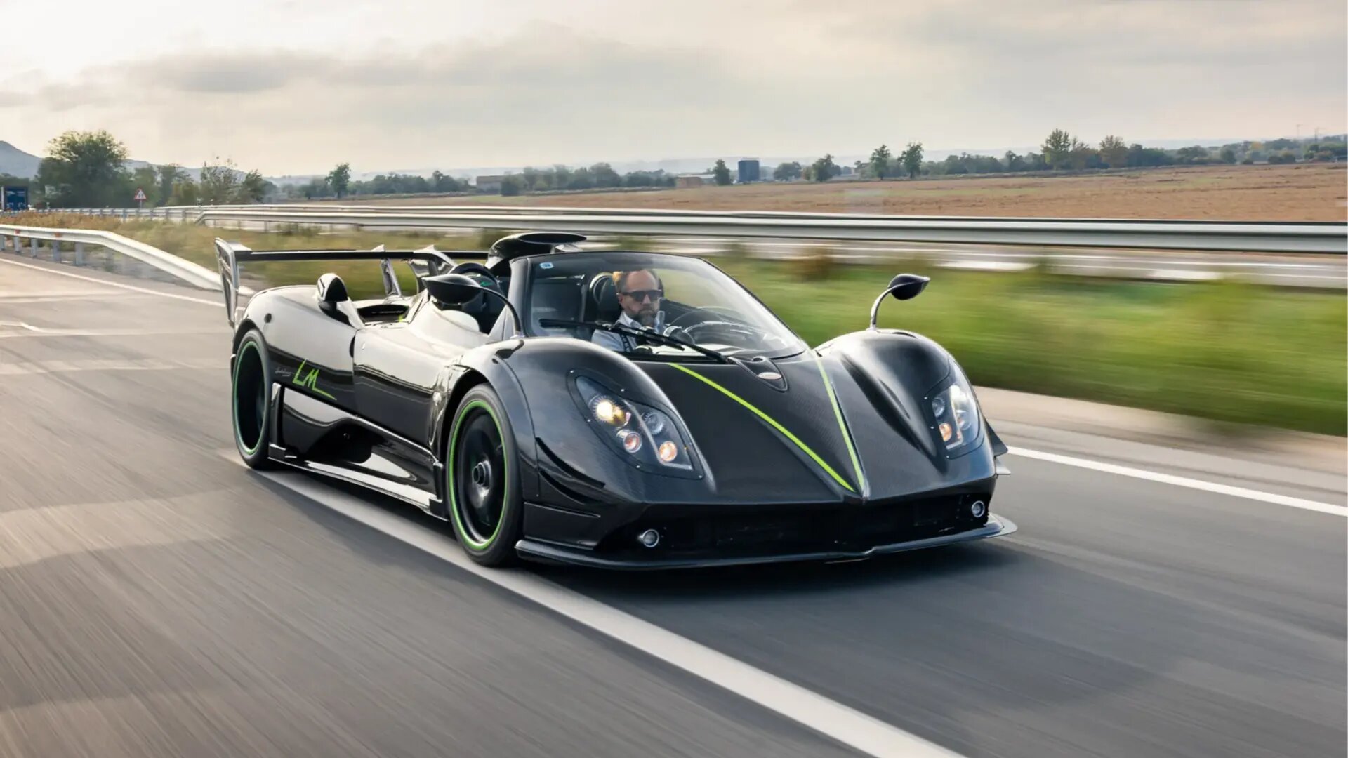 10-летний Pagani Zonda с большим пробегом хотят продать дороже 12 миллионов долларов
