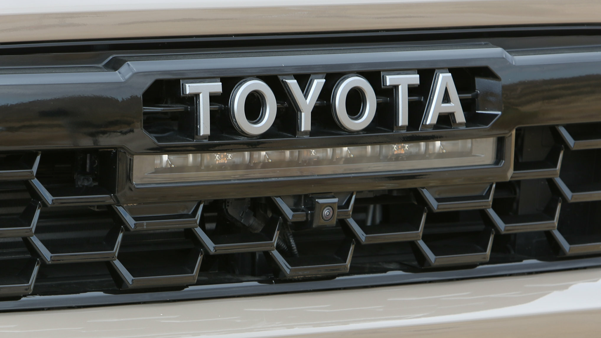 Toyota и Hyundai зарегистрировали два десятка товарных знаков в России