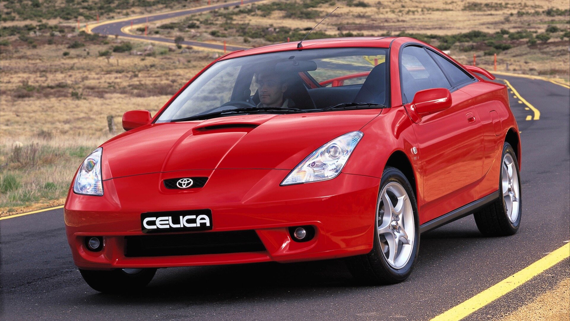 Дилерам Toyota показали новое поколение Celica