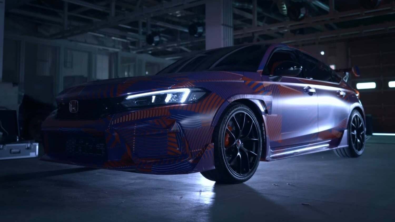 Самую экстремальную Honda Civic Type R показали на видео