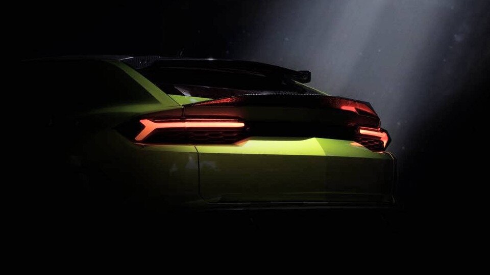 Lamborghini Urus SE Performante: первое фото и дата премьеры