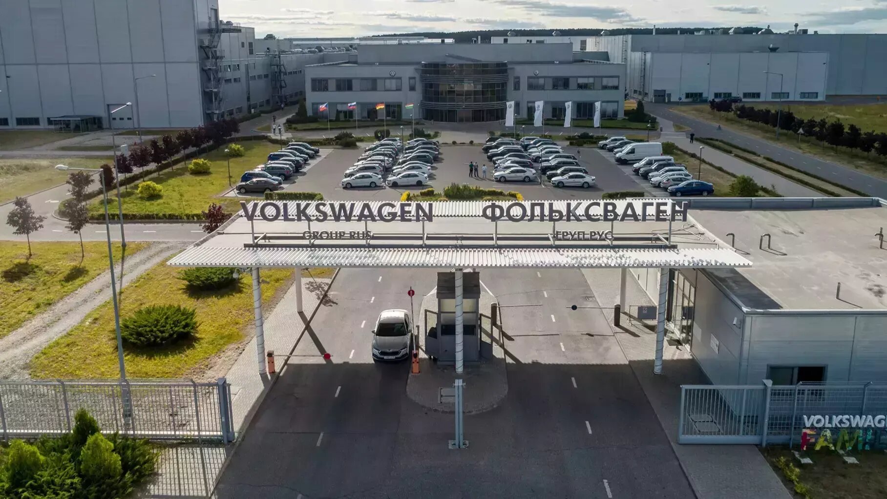 Путин назвал ошибкой уход Volkswagen из России