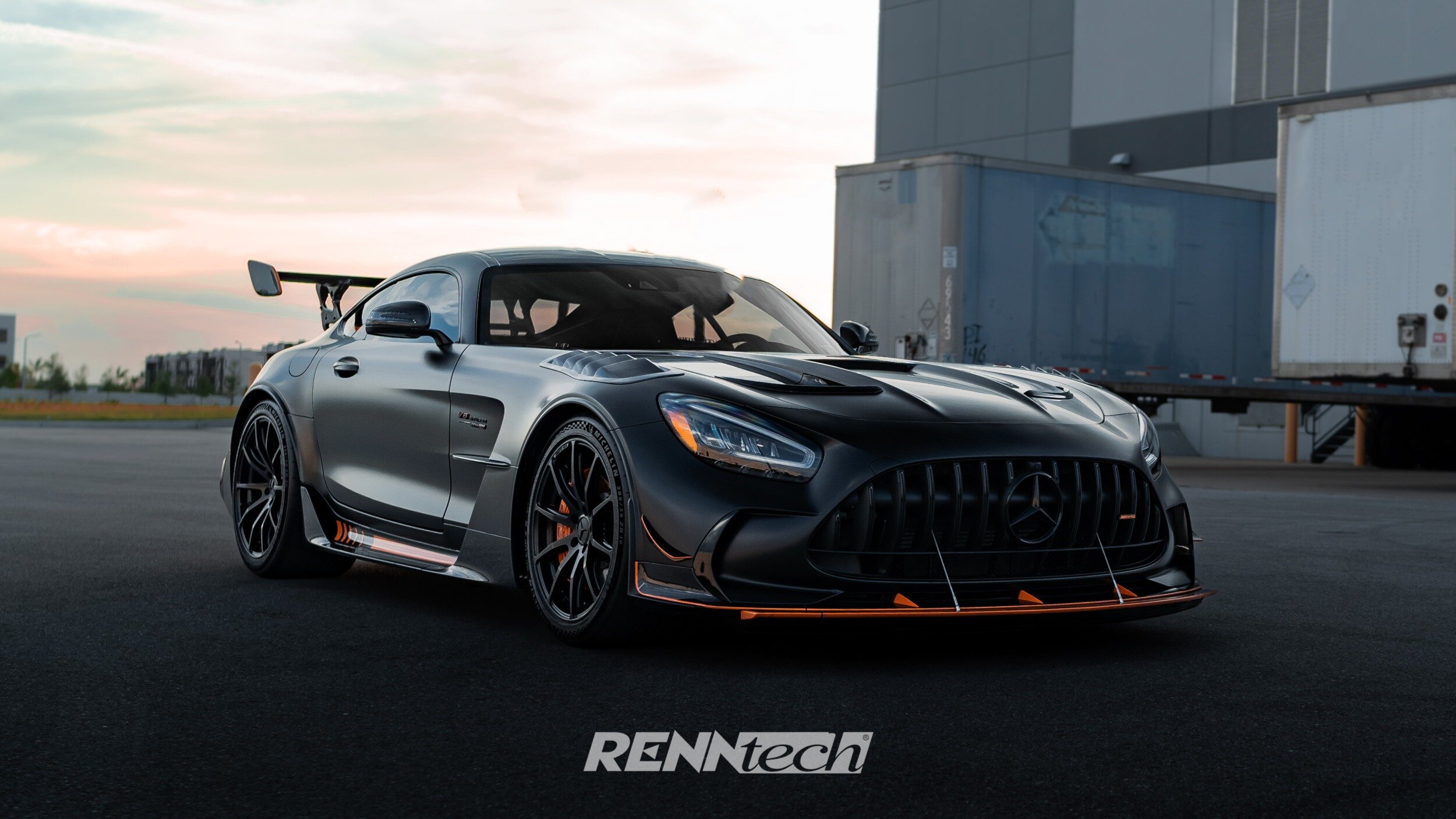 Немцы сделали 1066-сильный Mercedes-AMG GT и назвали его самым мощным в мире. Но это не так