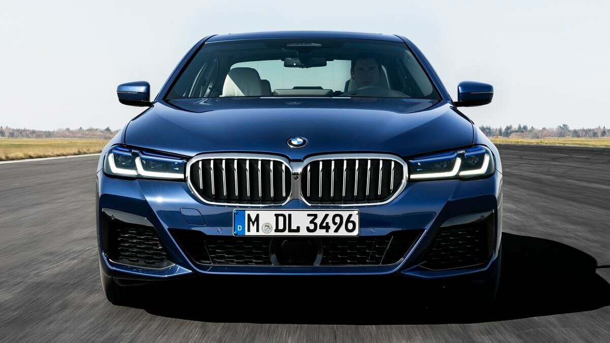 В России с 1 ноября подорожают автомобили BMW