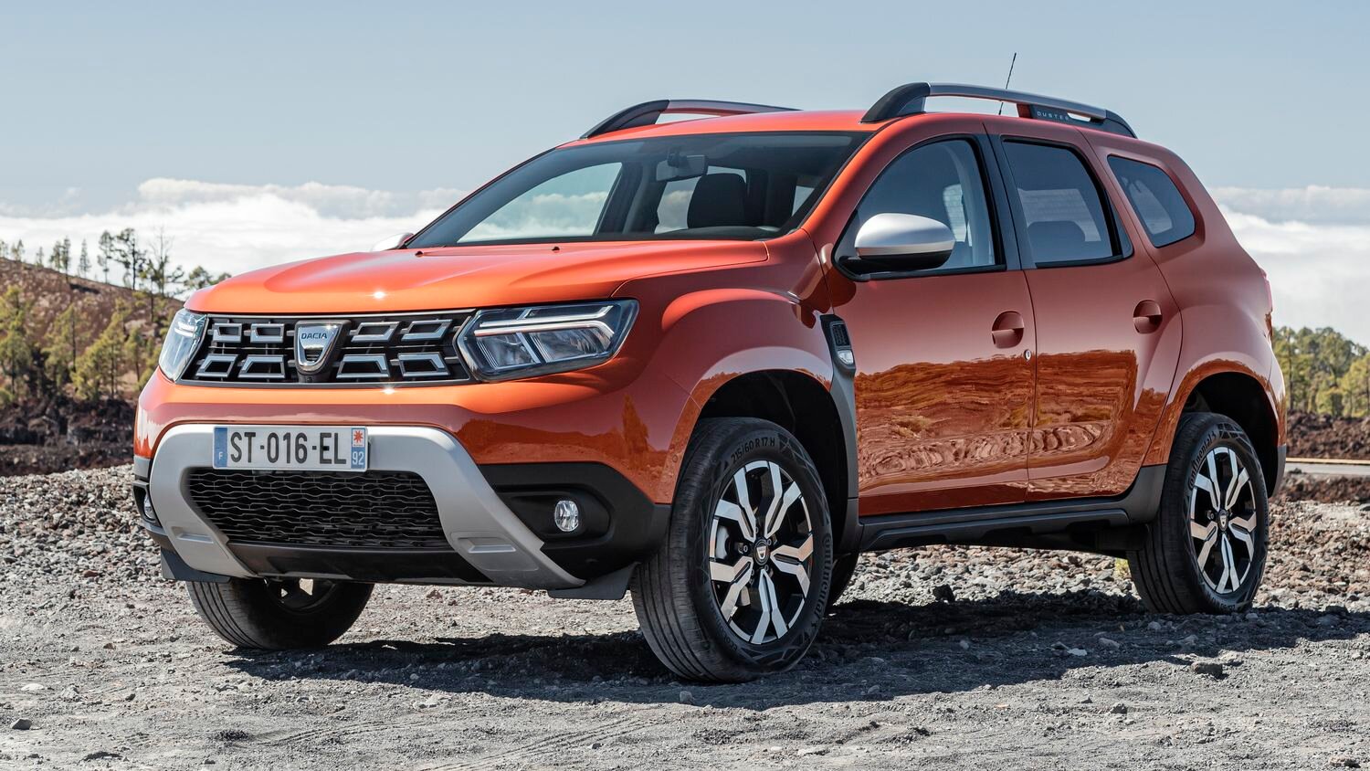 Представлен рестайлинговый Duster с фарами в стиле Lamborghini 