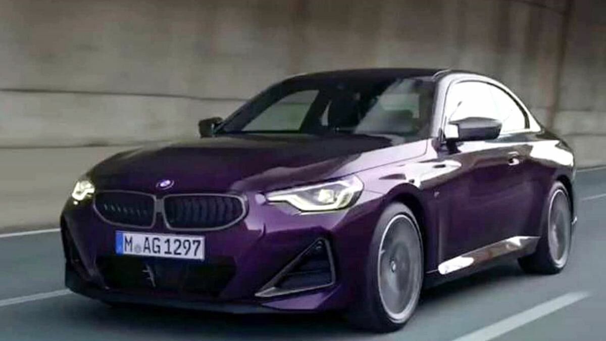 Новую BMW 2 серии рассекретили до премьеры