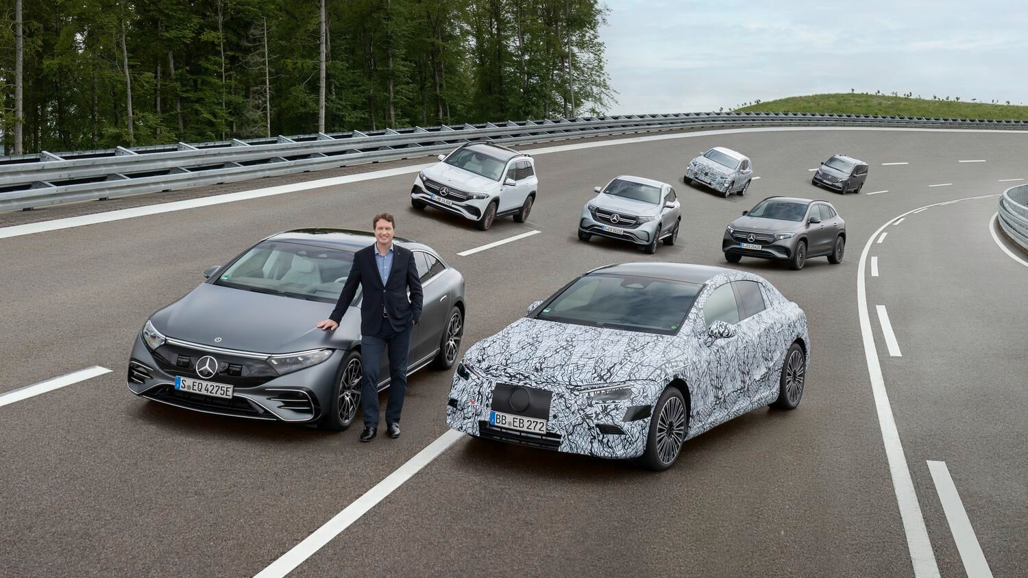 С 2025 года все новые модели Mercedes-Benz будут только электрическими