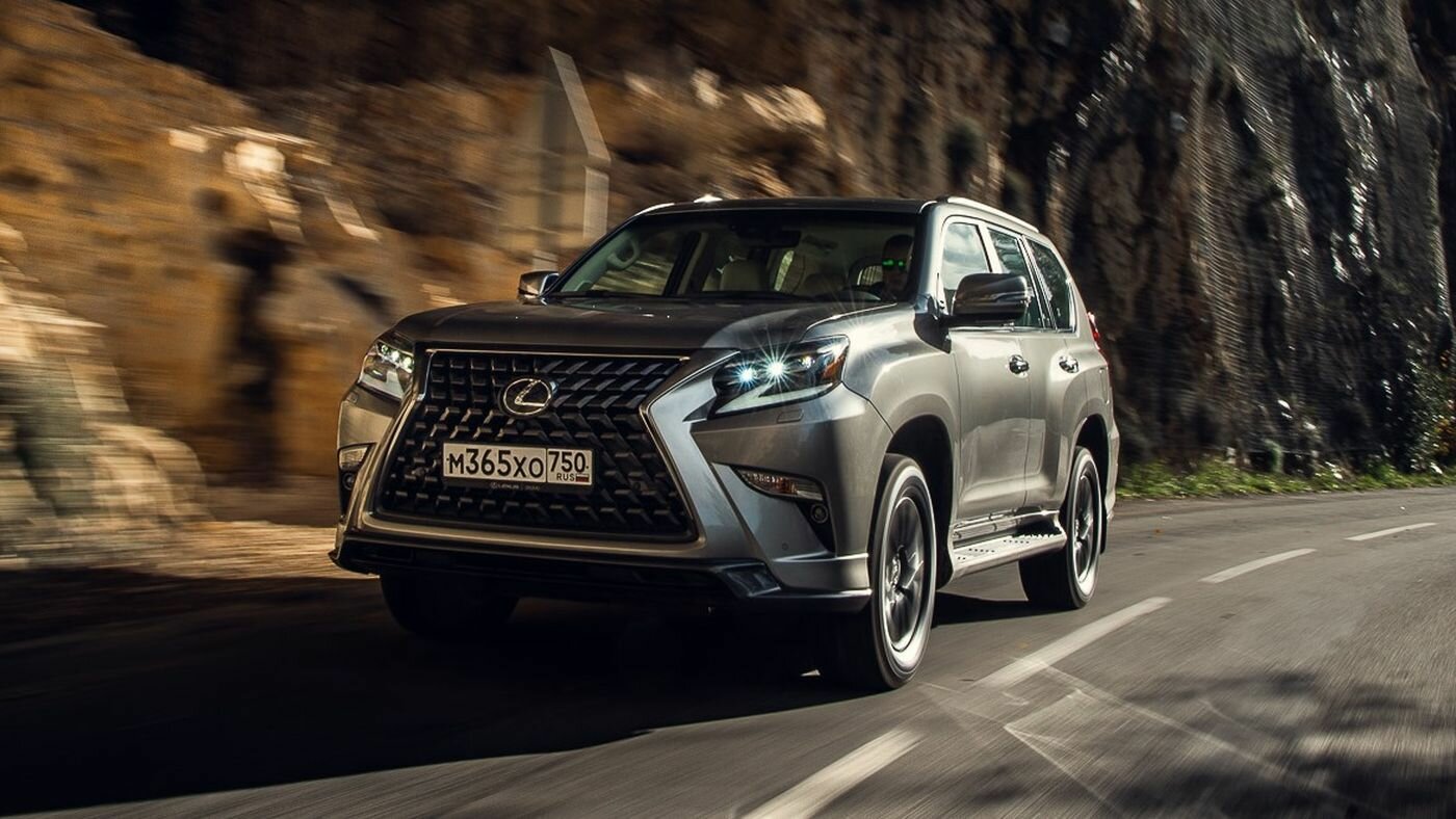 Lexus GX в России получил новую медиасистему и подорожал