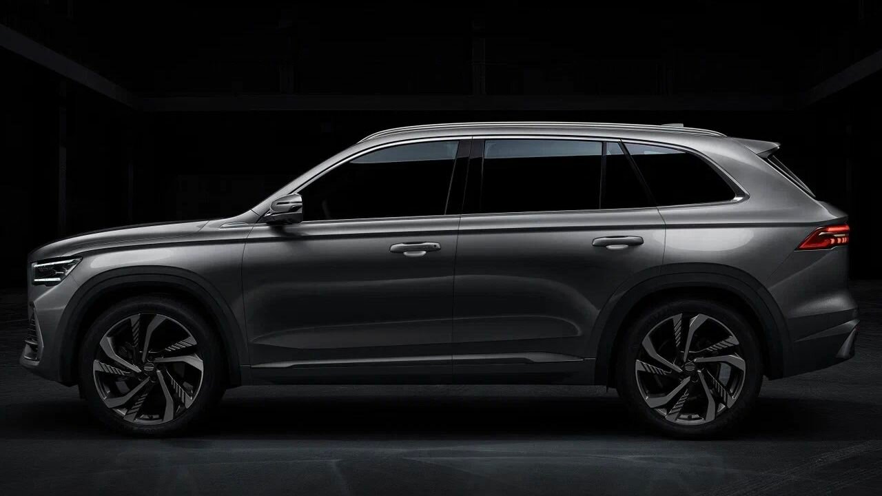 Компания Geely привезёт в Россию две новинки, включая флагманский кроссовер