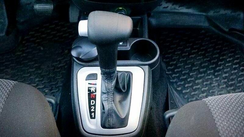 У АвтоВАЗа закончились Лады с «автоматом». И их не будет очень долго
