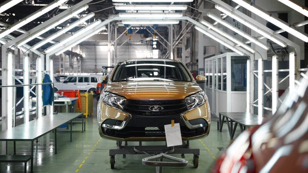 АвтоВАЗ возобновил производство Lada Granta с подушками безопасности