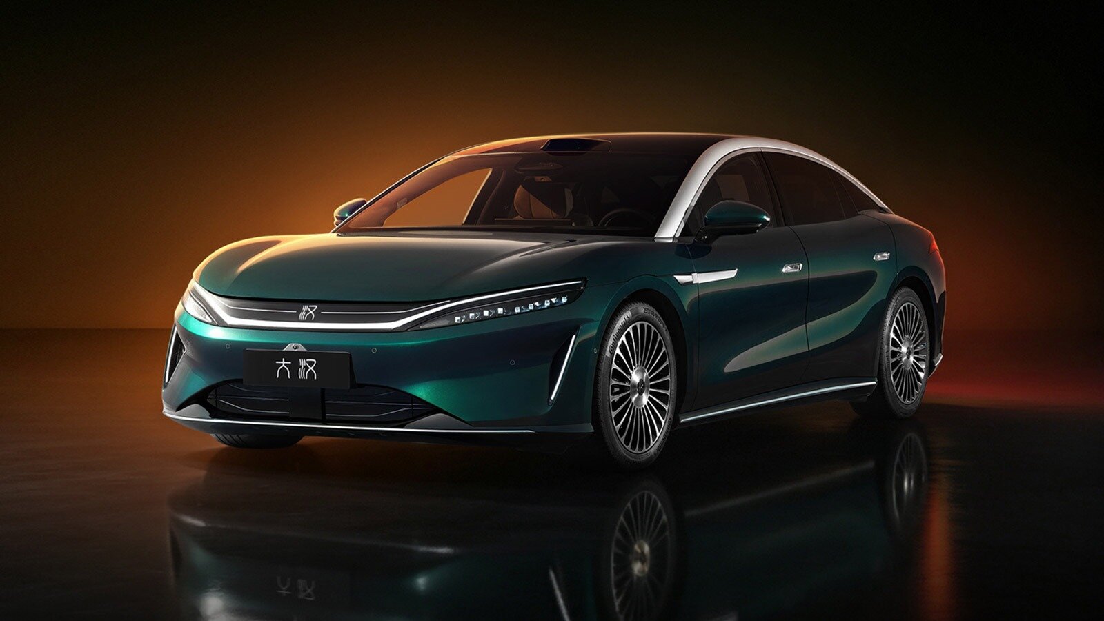 BYD назвал цены на электроседан Dahan с запасом хода больше тысячи километров