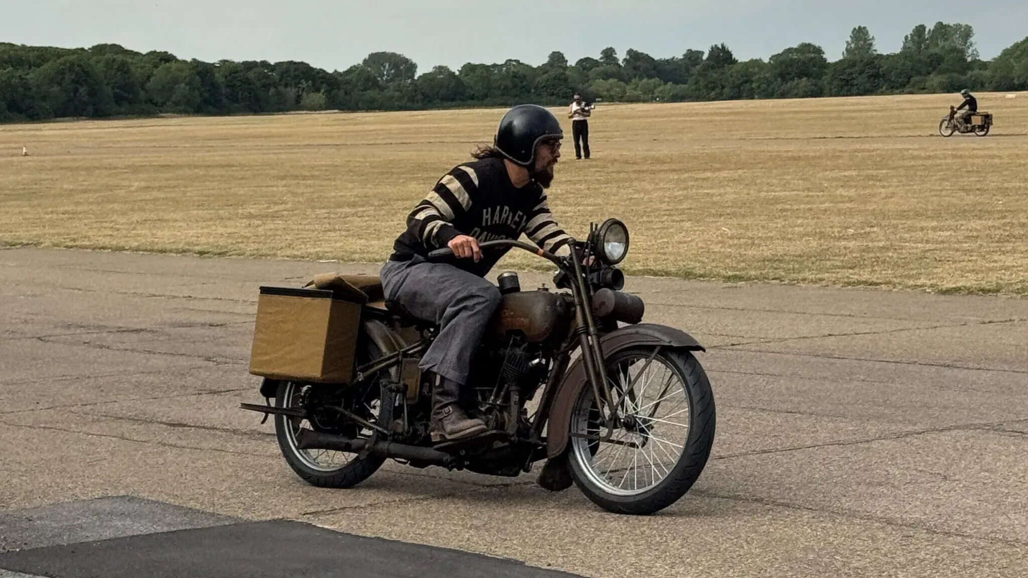 Актёр Джейсон Момоа превратил винтажные Harley-Davidson в гибриды