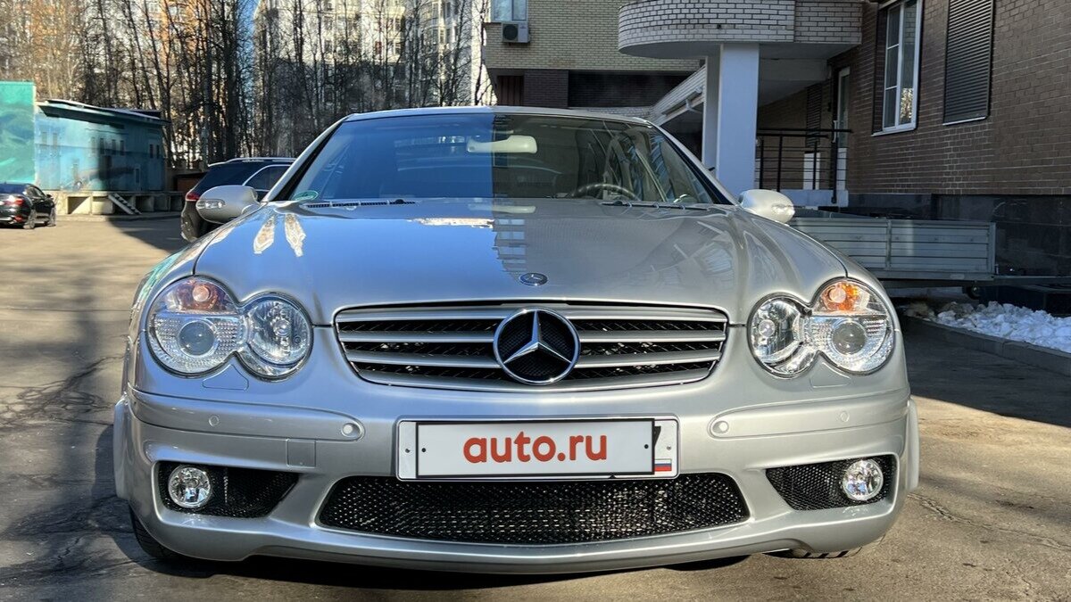 На Авто.ру продают 20-летний Mercedes-Benz SL 55 AMG с минимальным пробегом