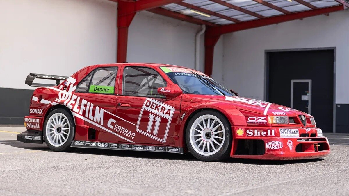 На продажу выставили редкую гоночную Alfa Romeo для DTM