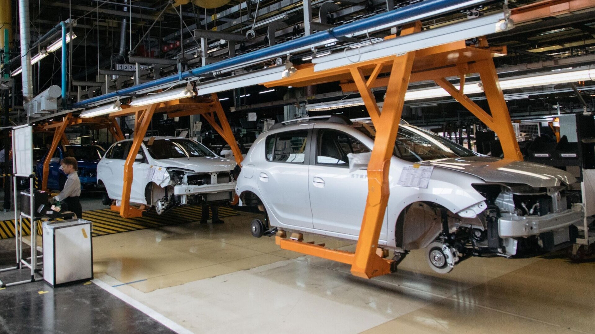 Российские активы Renault перешли в госсобственность РФ