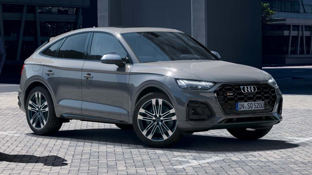 «Подогретое» кросс-купе Audi SQ5 Sportback поступило в продажу: российские цены