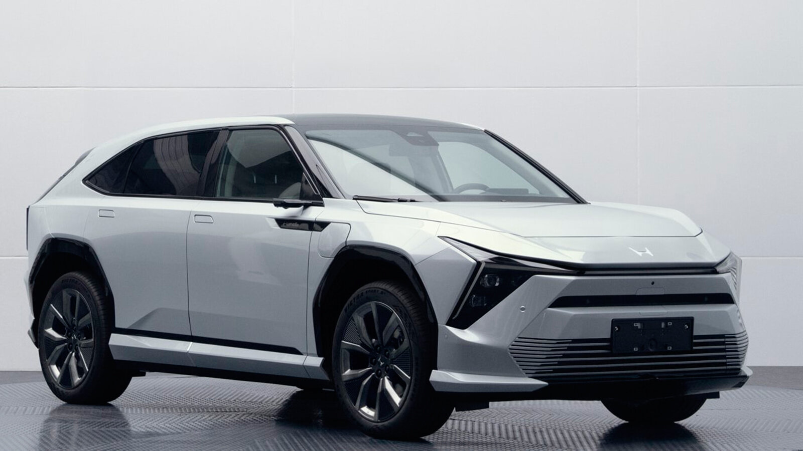 Электрокроссовер Honda Ye S7 получит 272-сильную заднеприводную версию