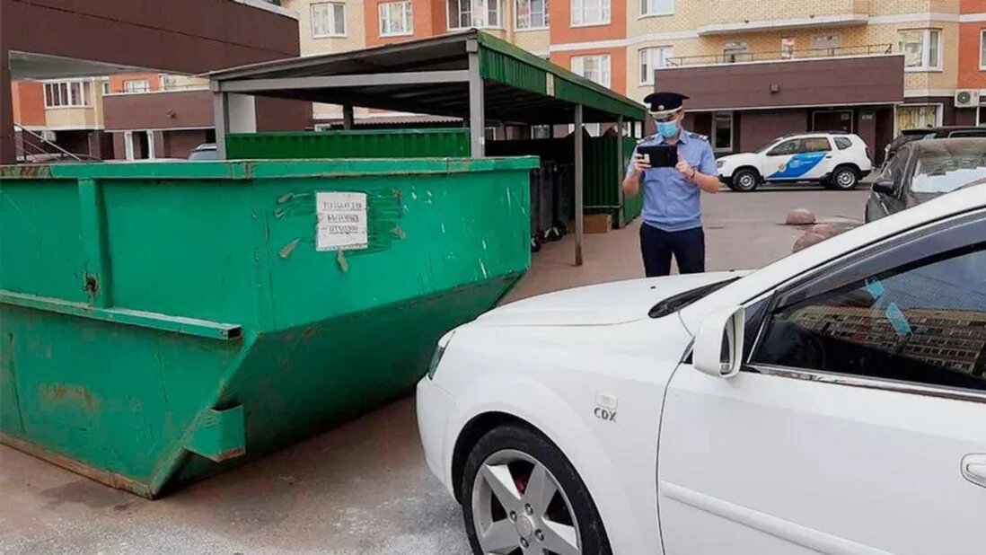 Свыше 1,2 тысячи автомобилей эвакуировали из дворов Подмосковья с начала года