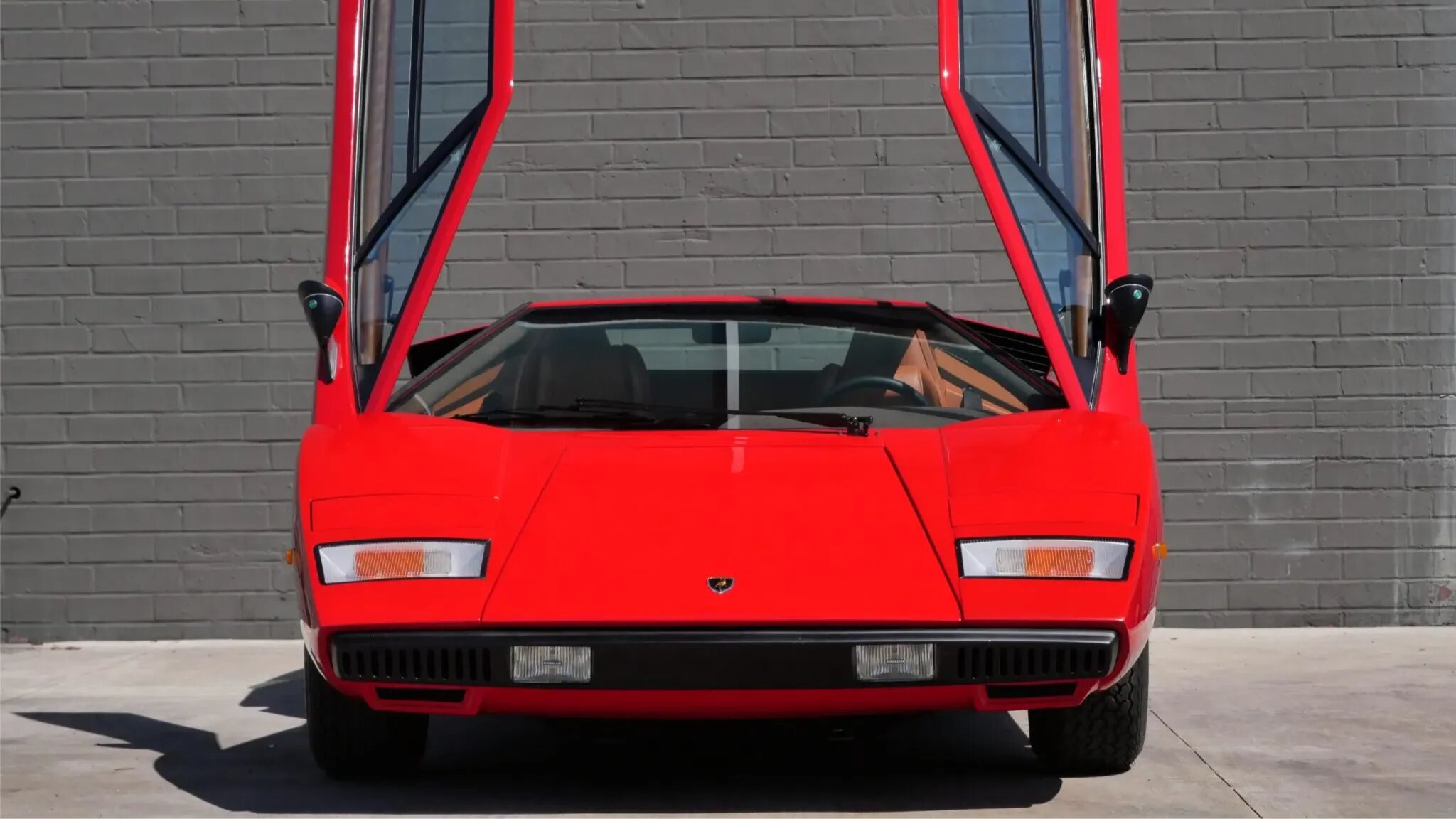 На торги выставили редкий Lamborghini Countach, принадлежавший известному музыканту