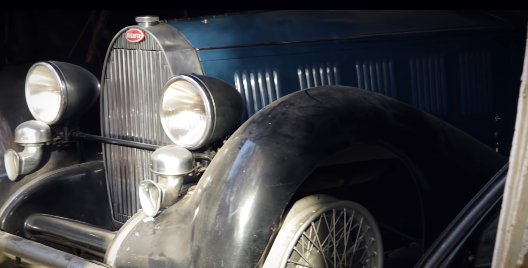В Бельгии нашли три Bugatti и один Citroen, простоявшие в гараже 70 лет