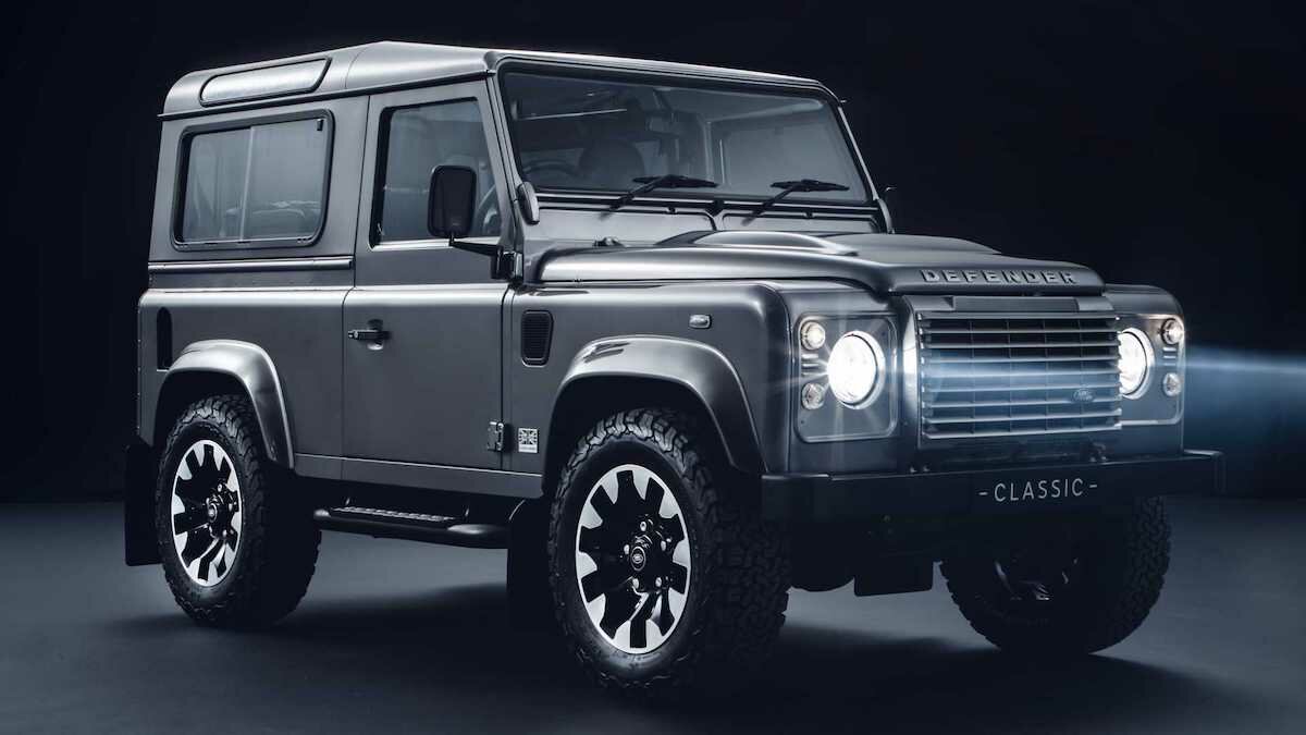Land Rover модернизирует снятый с производства Defender