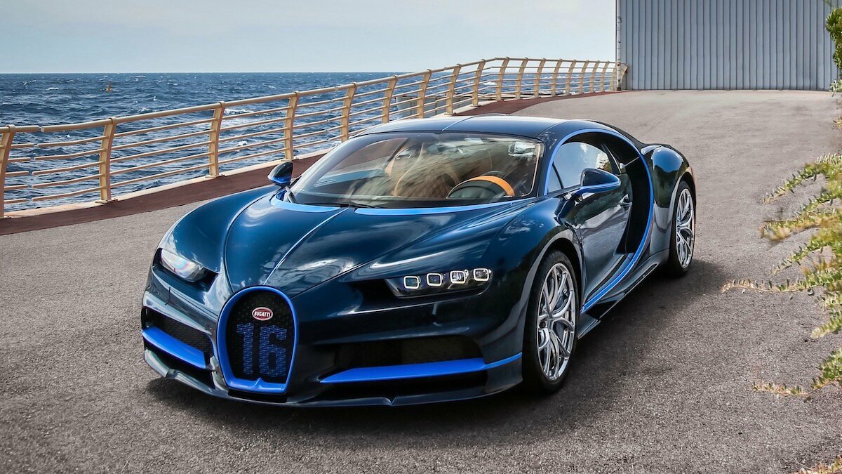 Bugatti Chiron с пробегом за три года подешевел на 49 миллионов рублей