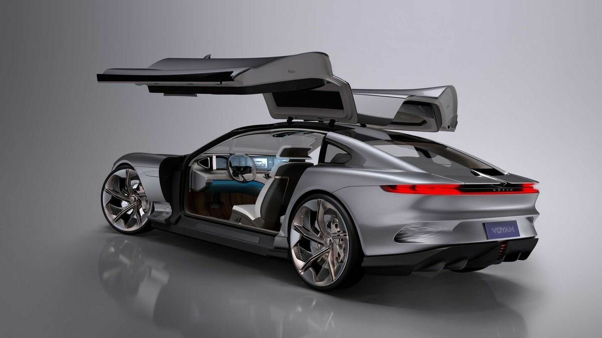Китайцы совместно с Italdesign сделали трёхместное купе с гигантскими «крыльями чайки»