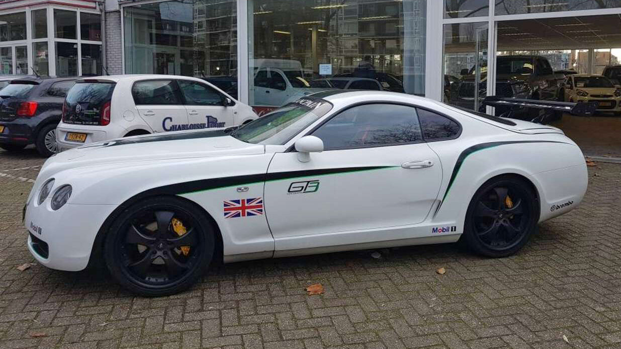 Старую Toyota Supra переделали в Bentley и теперь продают