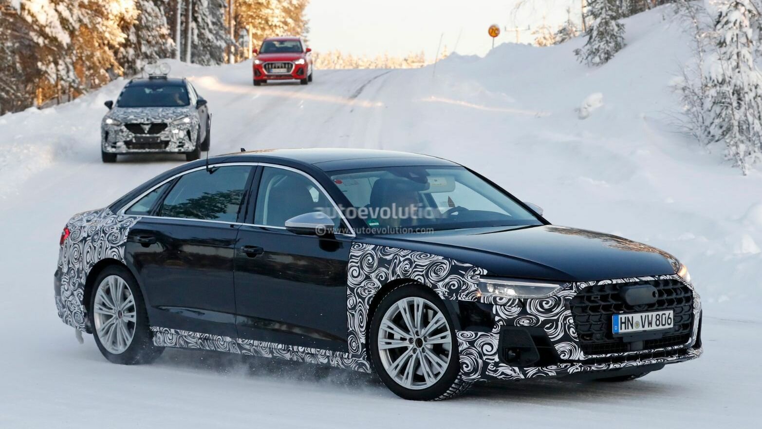 Флагманскому седану Audi готовят 700-сильную версию