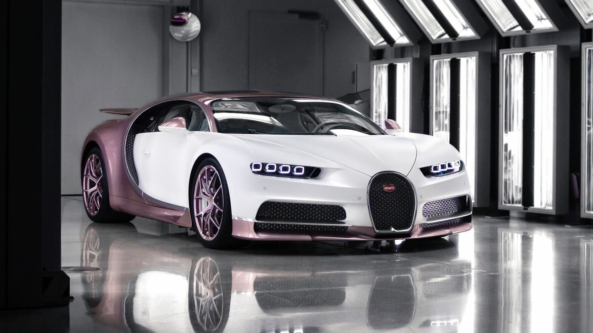 Нежно-розовый Bugatti: клиент марки заказал особый Chiron в подарок жене