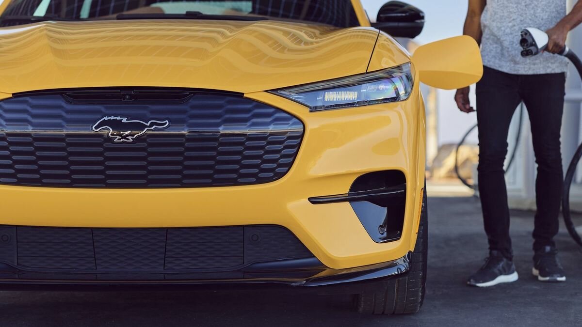 Через пять лет Ford электрифицирует все европейские модели