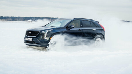 В пакет упаковать? Все плюсы и минусы Cadillac XT4: подробный тест