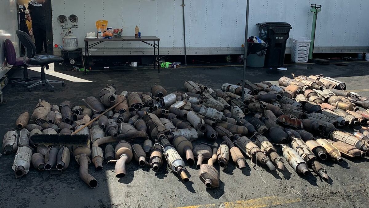 В США поймали банду, которая украла катализаторов на 750 тысяч долларов