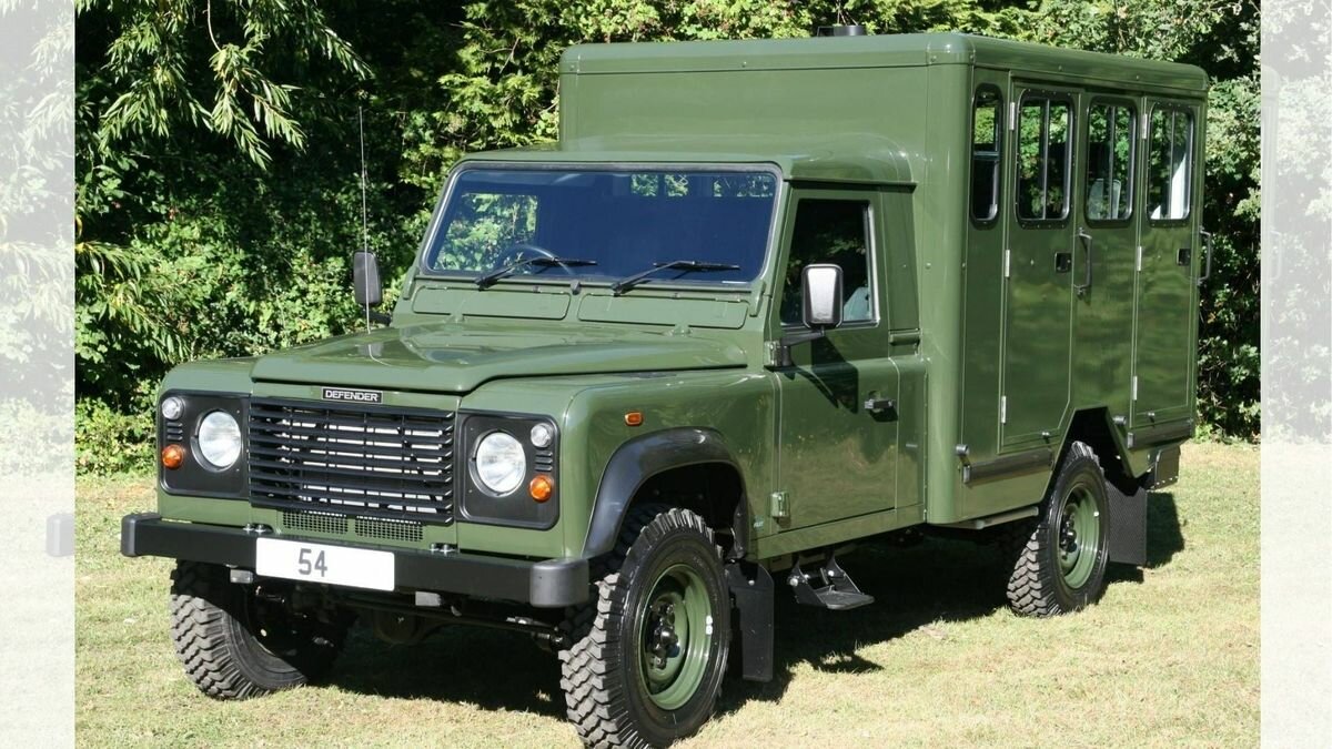 Принц Филипп отправится в последний путь на Land Rover, который помог спроектировать