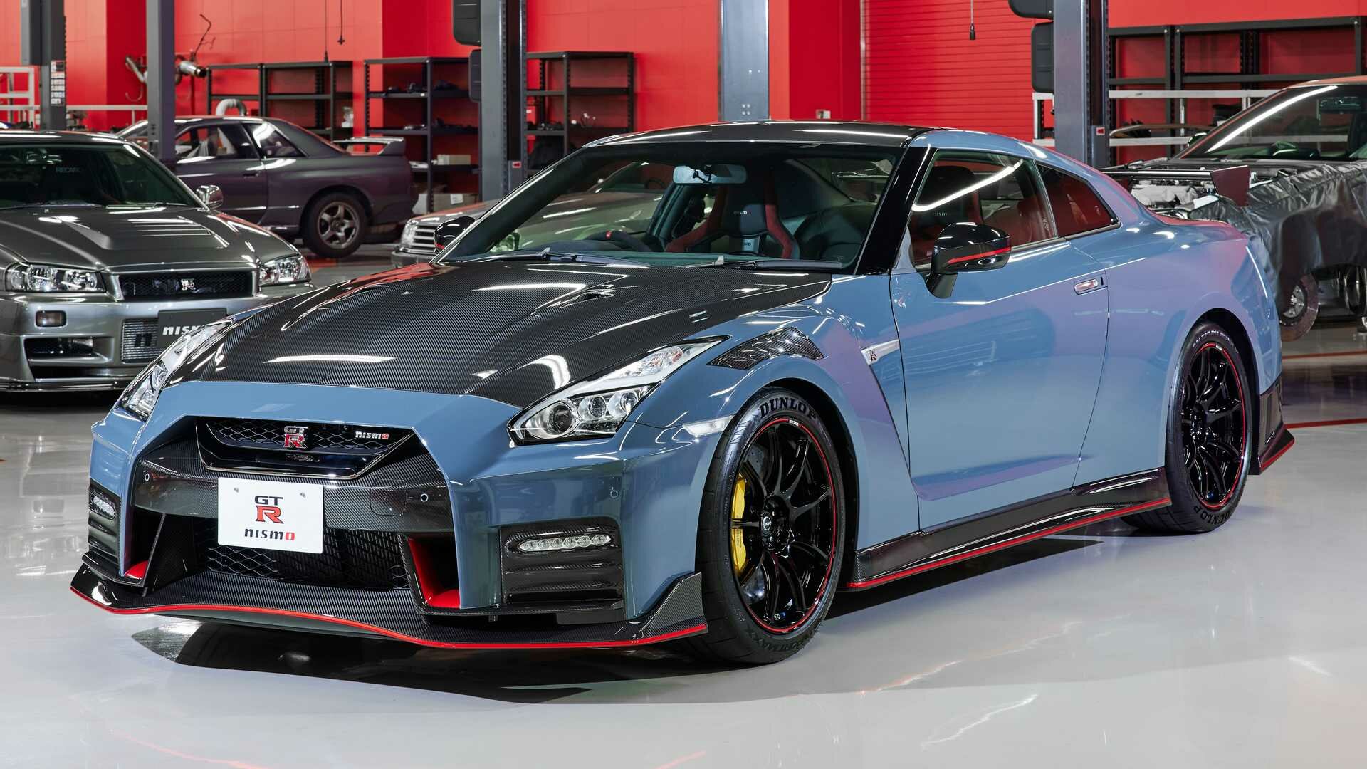 Nissan GT-R Nismo получил лимитированную версию: она на целых 100 граммов легче