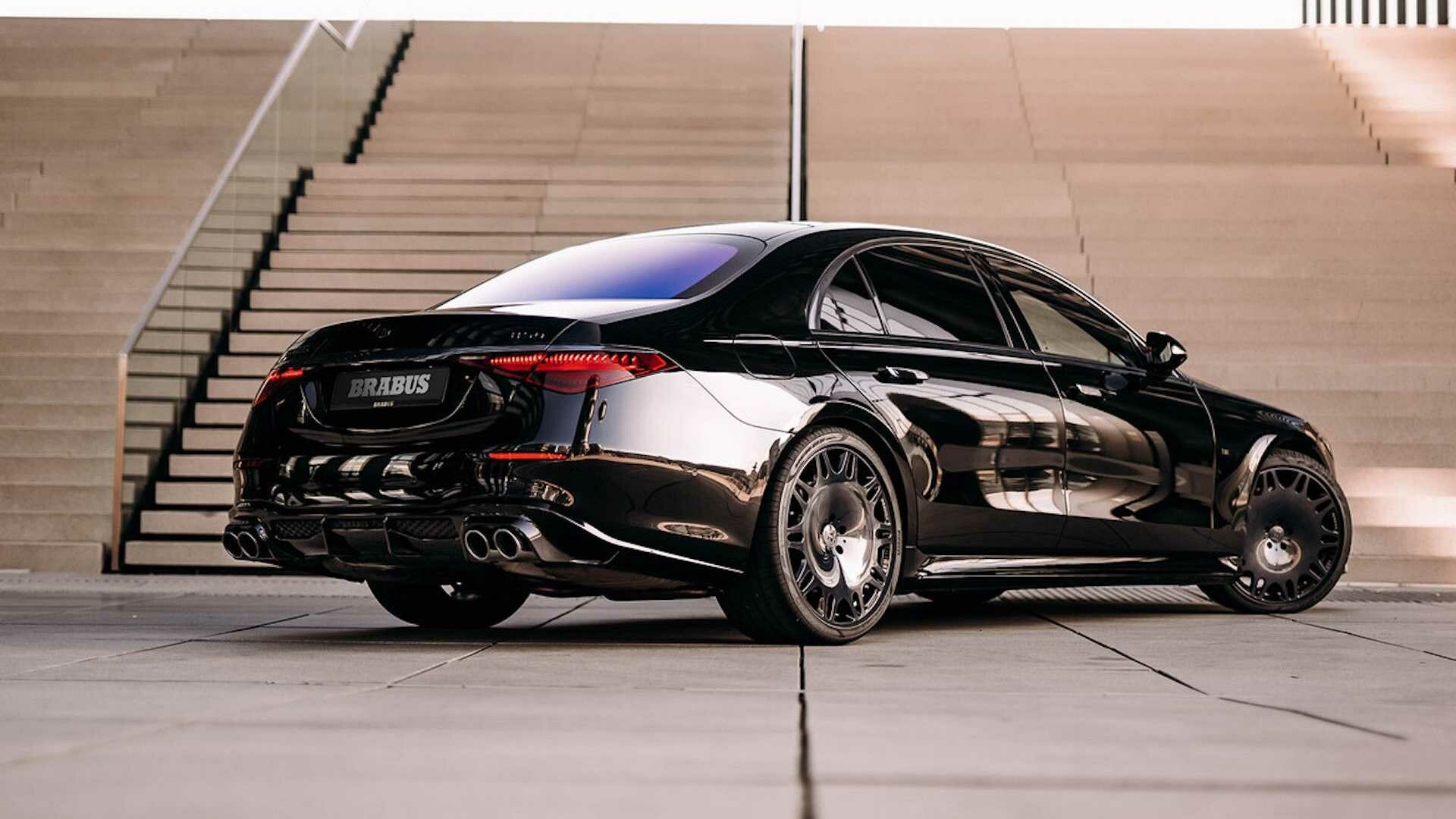 65 сил сверху: в Brabus впервые доработали новый Mercedes-Benz S 500