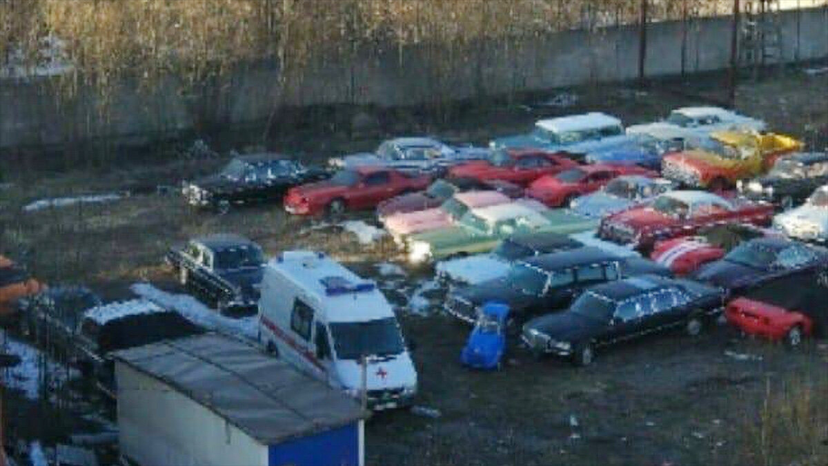 В Петербурге обнаружили кладбище дорогих автораритетов