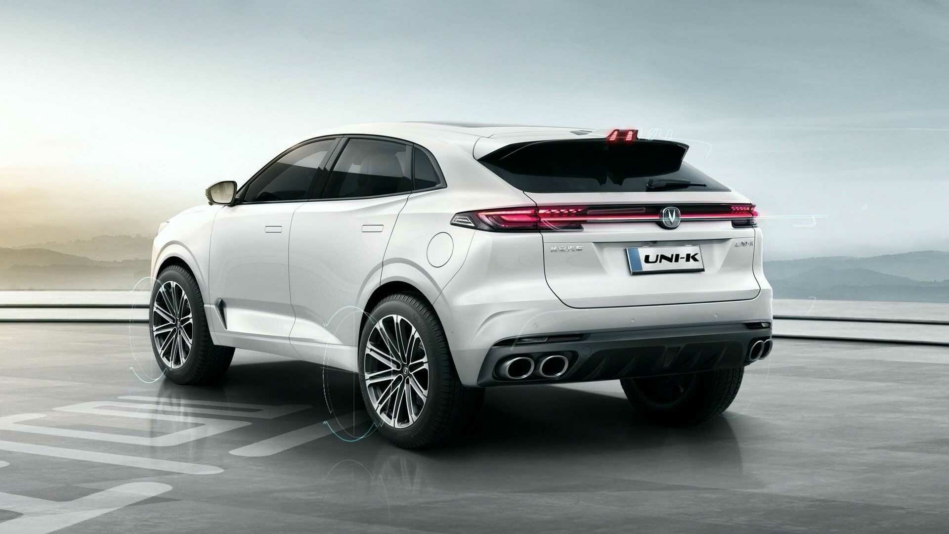 Стало известно, когда в России появится футуристичный кроссовер Changan