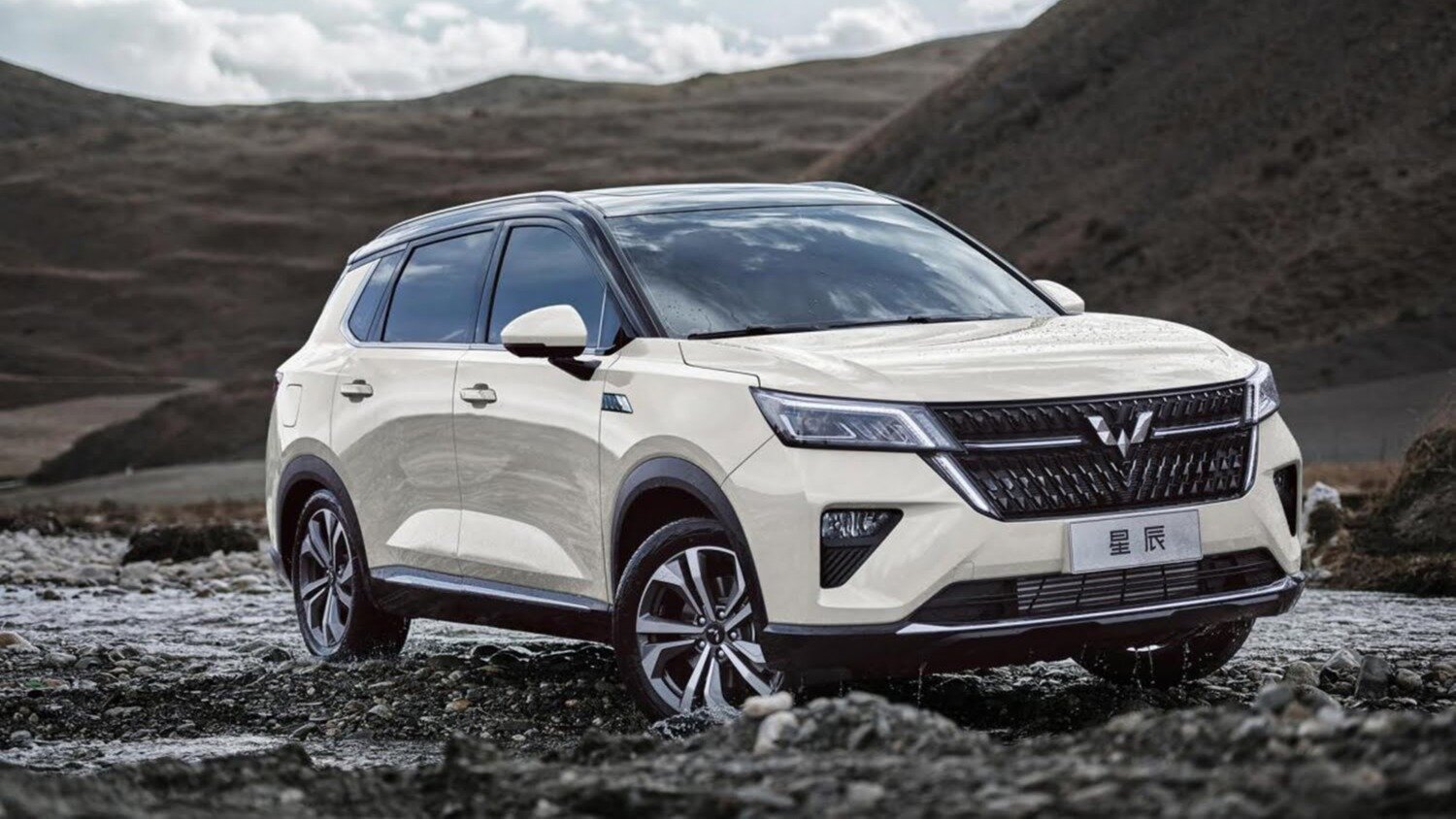 Посмотрите на соперника Toyota RAV4 от Wuling: он появится за пределами Китая
