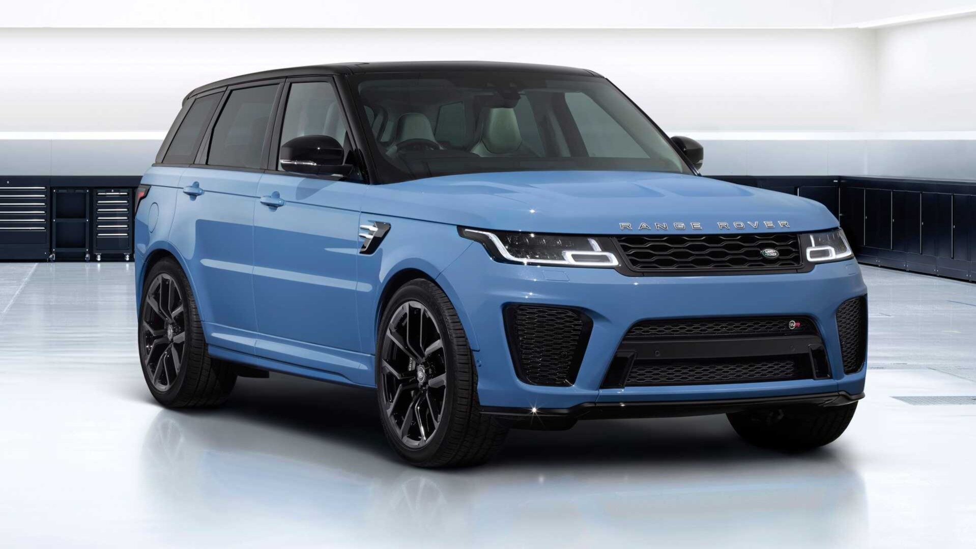 Мощнейший Range Rover Sport получил спецверсию со стекляшками в краске
