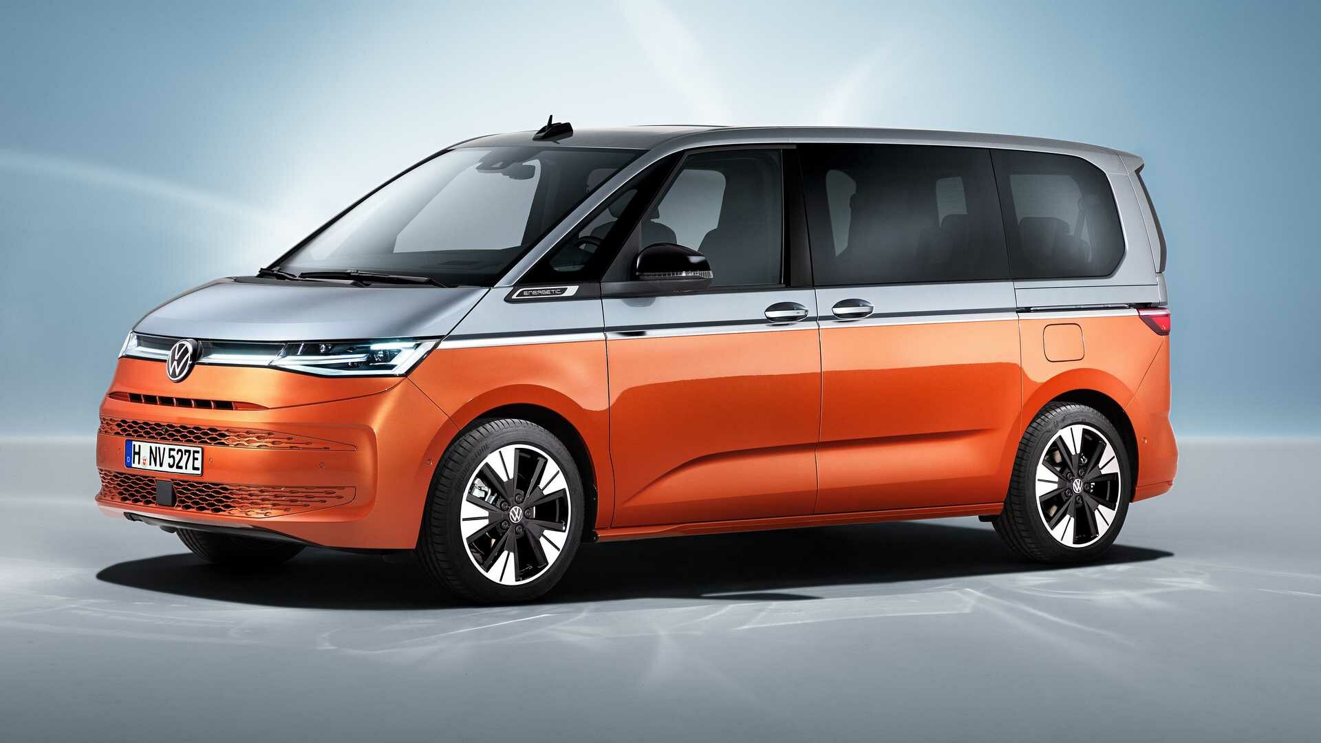 Новый VW Multivan представлен официально: панорамная крыша и гибрид