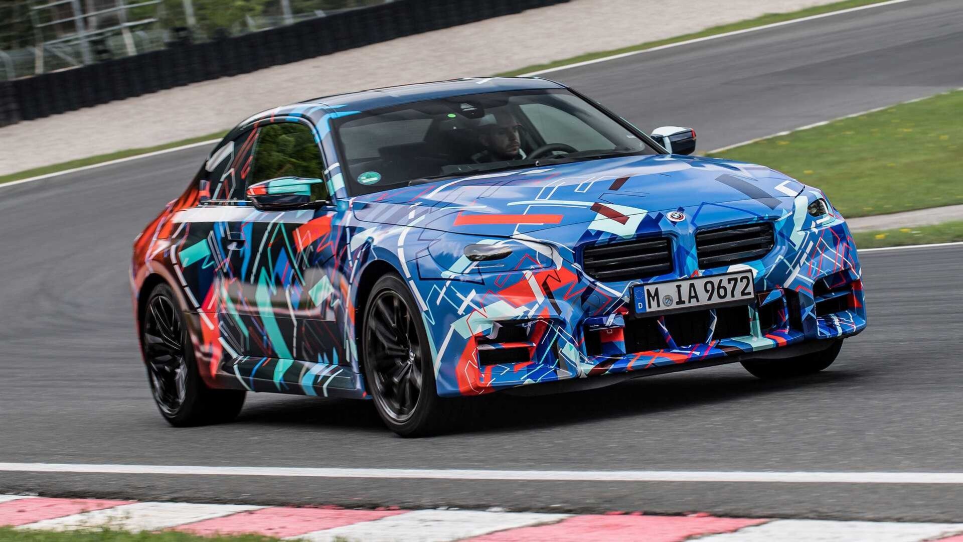 Новое купе BMW M2 выйдет с мотором и тормозами от M4 и только с задним приводом