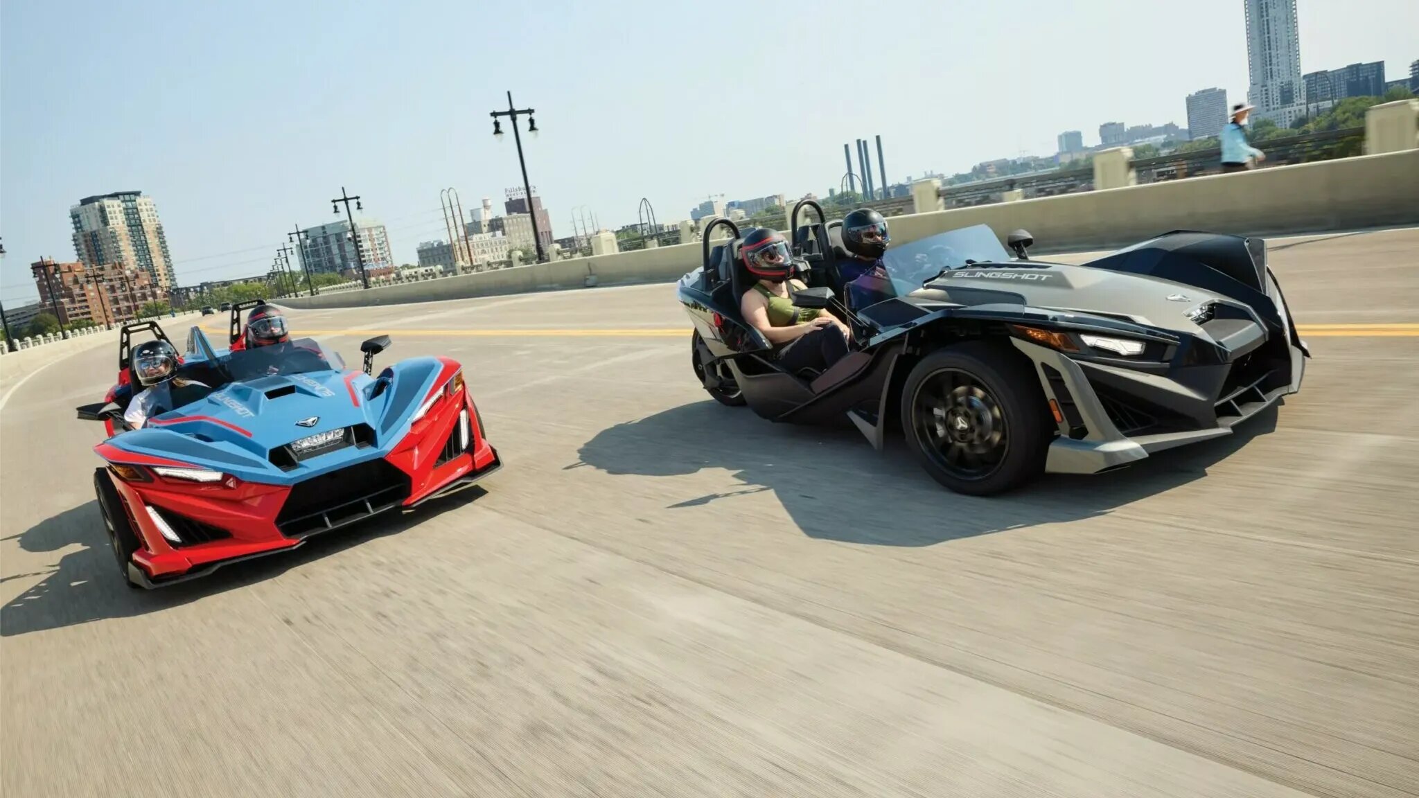Трёхколёсный спидстер Polaris Slingshot получил новую внешность и более мощные моторы