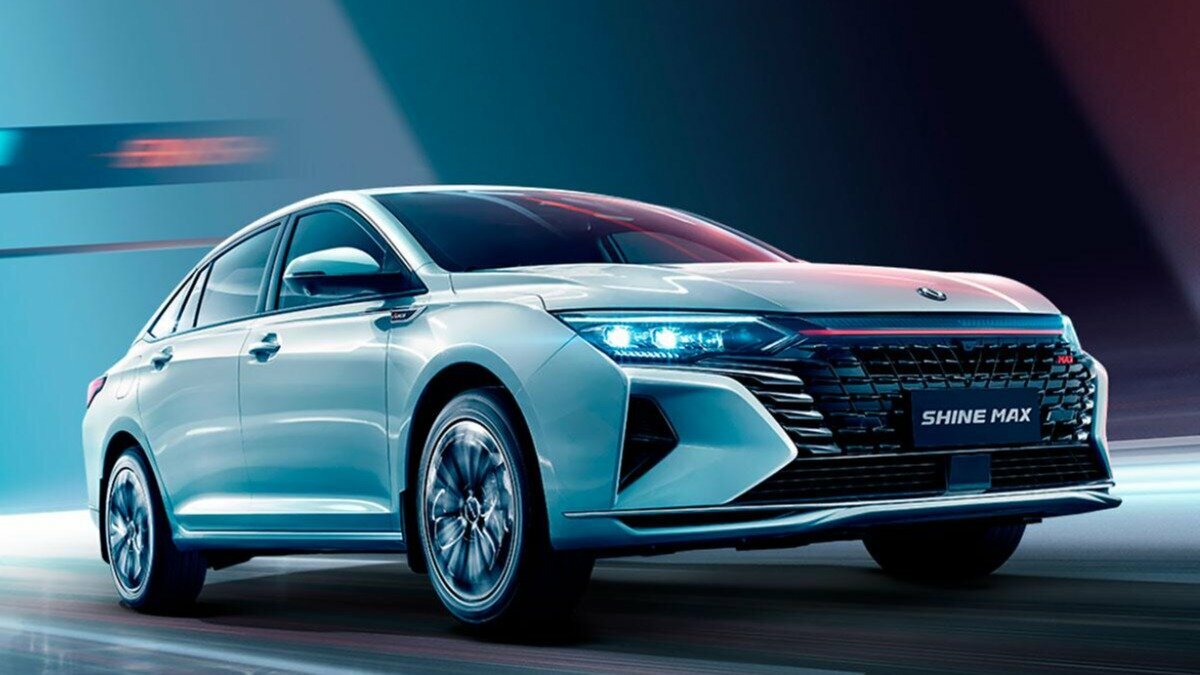 Dongfeng привезёт в Россию седан размером с Toyota Camry