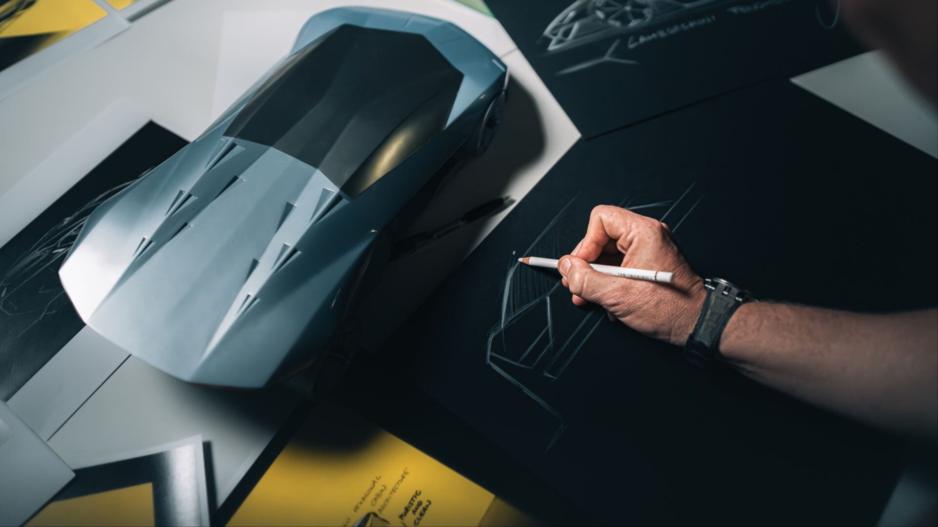 Lamborghini отказалась от электрокара из-за фанатов бренда